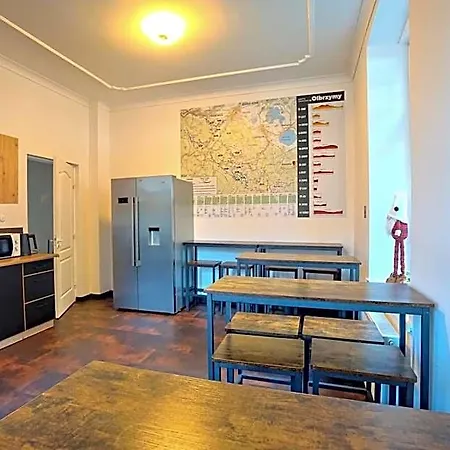 Krasnoludki Hotel *